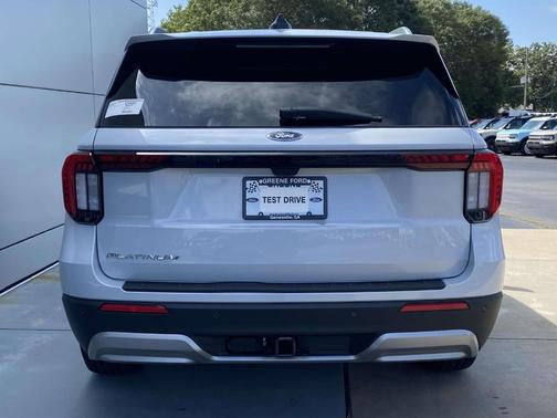 2025 Ford Explorer Platinum RWD