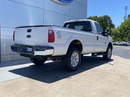 White 2015 Ford F-350 XL