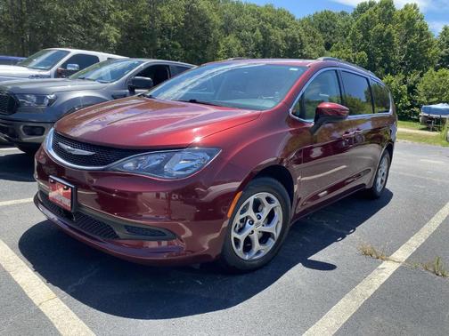 2021 Chrysler Voyager LXI