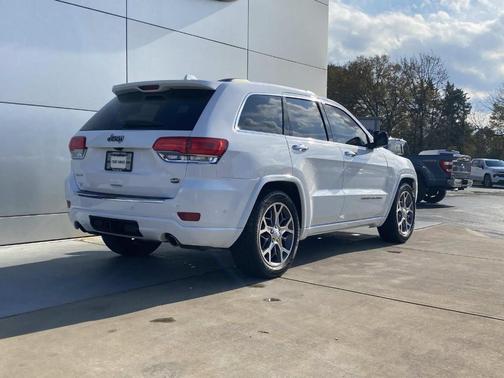 2020 Jeep Grand Cherokee Overland