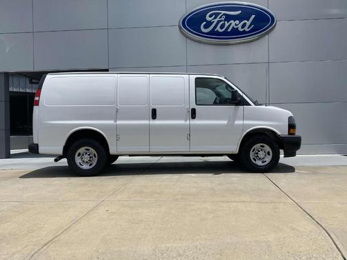 2021 Chevrolet Express 2500 Work Van