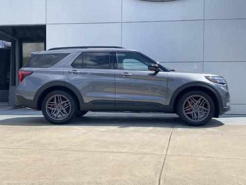 Gray 2026 Ford Explorer ST-Line