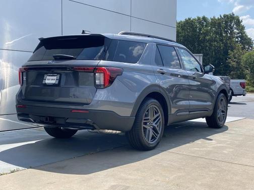 Gray 2026 Ford Explorer ST-Line