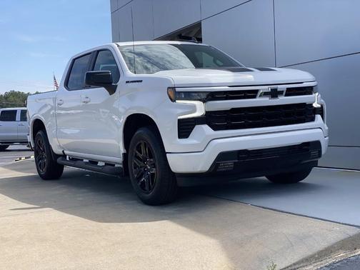 White 2023 Chevrolet Silverado 1500 RST