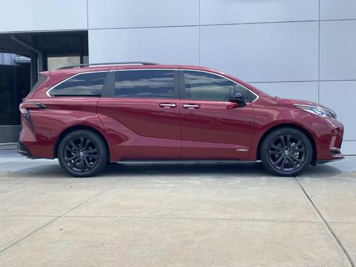 Red 2021 Toyota Sienna XSE 7 Passenger