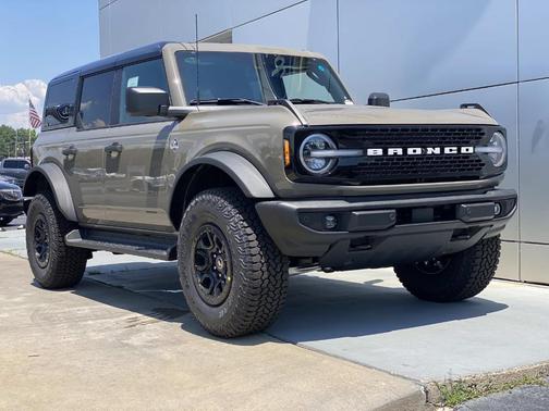 Gray 2026 Ford Bronco Outer Banks