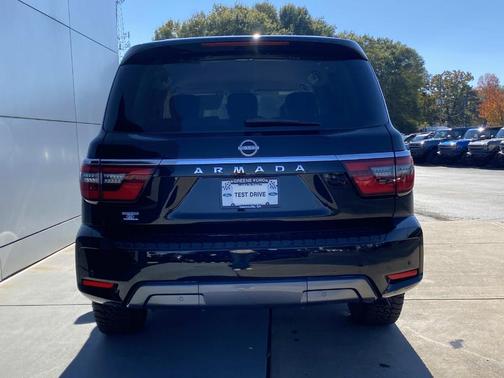 2021 Nissan Armada SV