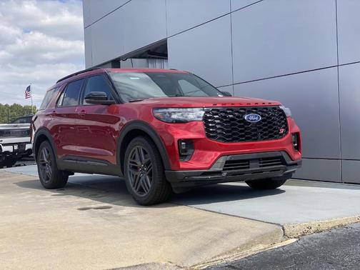 2025 Ford Explorer ST 4WD