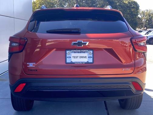 Crimson Metallic 2024 Chevrolet Trax 2RS