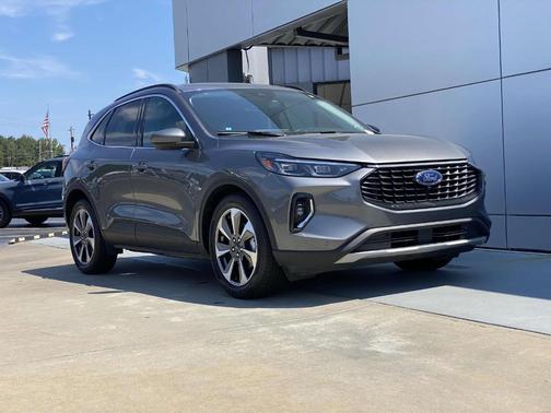 2023 Ford Escape Platinum