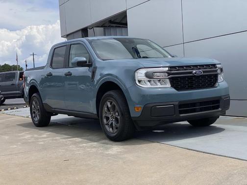 Blue 2023 Ford Maverick XLT Truck