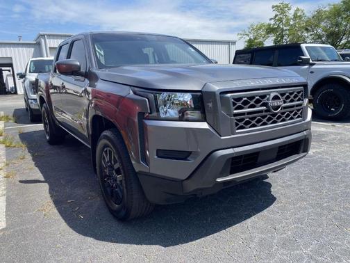 Gray 2023 Nissan Frontier SV