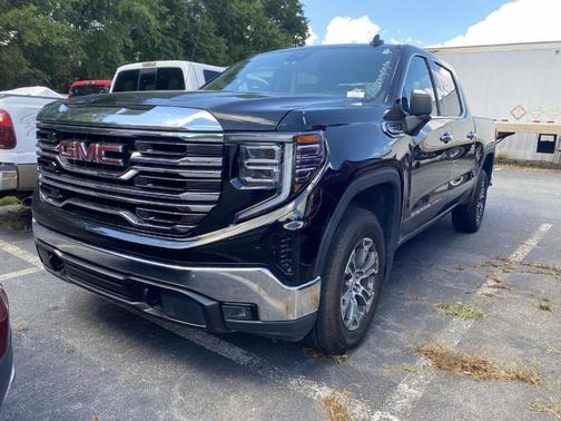 Black 2025 GMC Sierra 1500 SLT