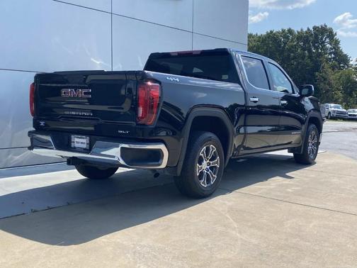 Black 2025 GMC Sierra 1500 SLT