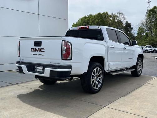 White 2022 GMC Canyon Denali