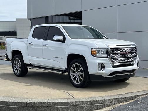 White 2022 GMC Canyon Denali