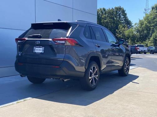 Magnetic Gray Metallic 2019 Toyota RAV4 LE