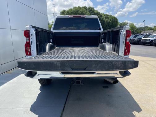 White 2025 Chevrolet Silverado 2500 LT