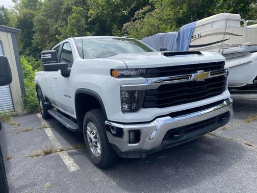White 2025 Chevrolet Silverado 2500 LT