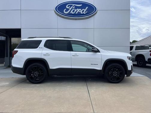 2022 GMC Acadia SLE