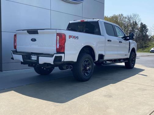 White 2026 Ford F-250 Super Duty
