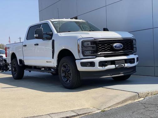 White 2026 Ford F-250 Super Duty