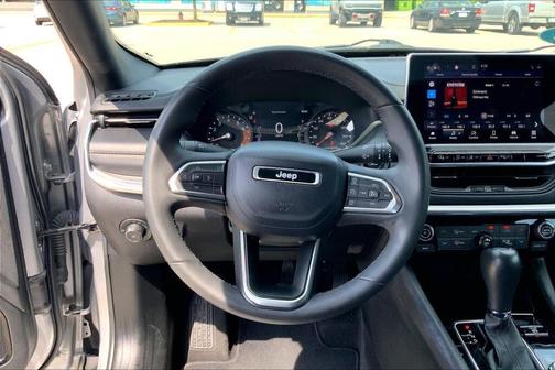 2023 Jeep Compass (RED) Edition 4x4