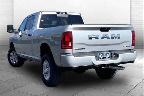 2026 RAM 2500 Big Horn Crew Cab 4x4 6'4' Box