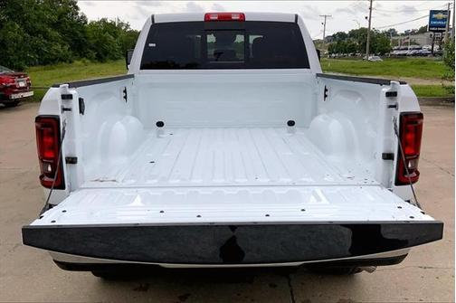 2025 RAM 2500 Tradesman Crew Cab 4x4 6'4' Box