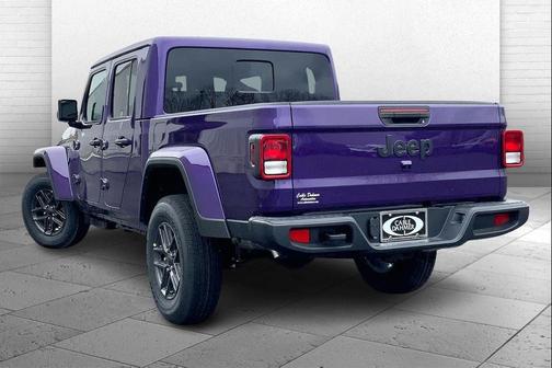 2026 Jeep Gladiator Sport S