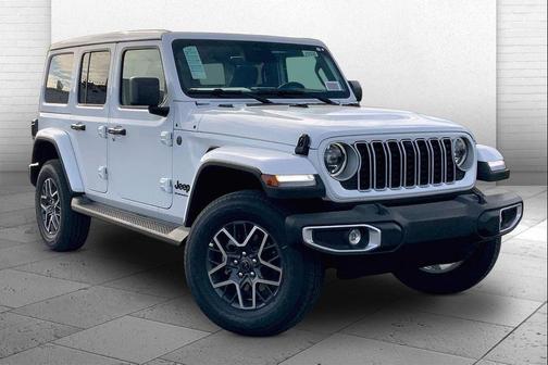 2026 Jeep Wrangler 4-Door Sahara 4x4