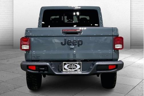 2025 Jeep Gladiator High Tide