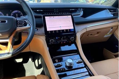 2025 Jeep Grand Cherokee L Summit Reserve