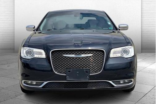 2017 Chrysler 300C Base