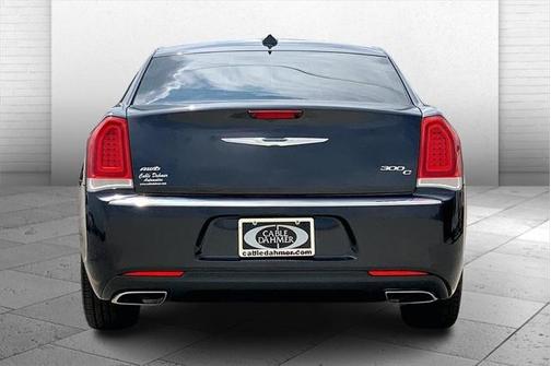 2017 Chrysler 300C Base