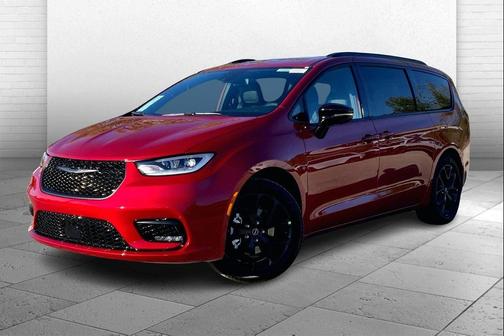 2026 Chrysler Pacifica L