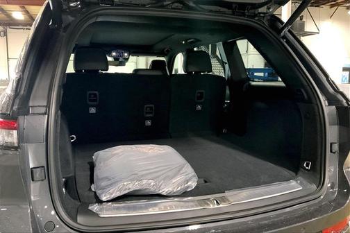 2025 Jeep Grand Cherokee Overland