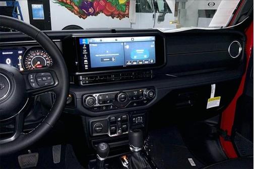2025 Jeep Gladiator High Tide