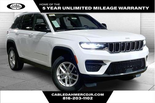 2025 Jeep Grand Cherokee Laredo