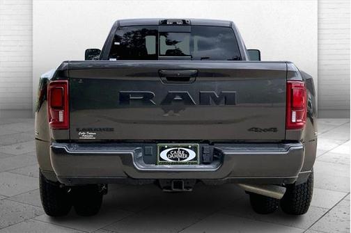 2025 RAM 3500 Laramie Crew Cab 4x4 8' Box