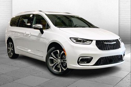2026 Chrysler Pacifica L