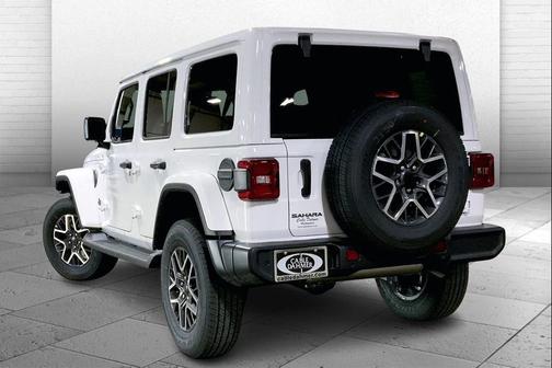 2025 Jeep Wrangler 4-Door Sahara 4x4