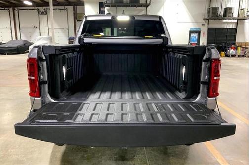 2025 RAM 1500 ST