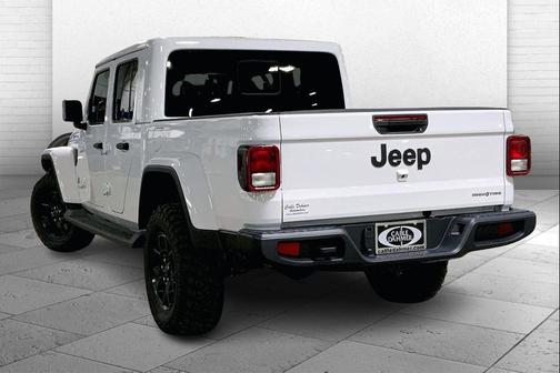 2025 Jeep Gladiator High Tide