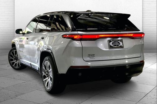 2025 Jeep Wagoneer S Limited