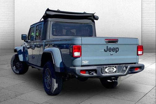 2026 Jeep Gladiator Sport S