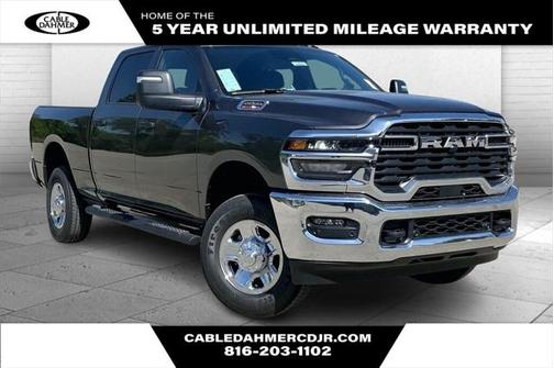 2025 RAM 2500 Tradesman Crew Cab 4x4 6'4' Box