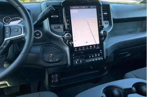 2025 RAM 2500 Tradesman Crew Cab 4x4 6'4' Box