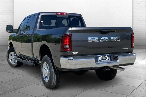2025 RAM 2500 Tradesman Crew Cab 4x4 6'4' Box