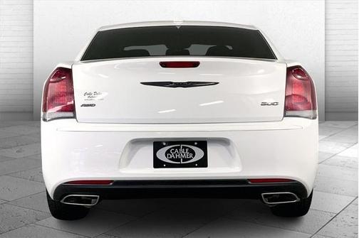 2022 Chrysler 300 Touring